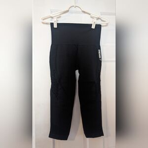 Gym Shark crop leggings size medium
